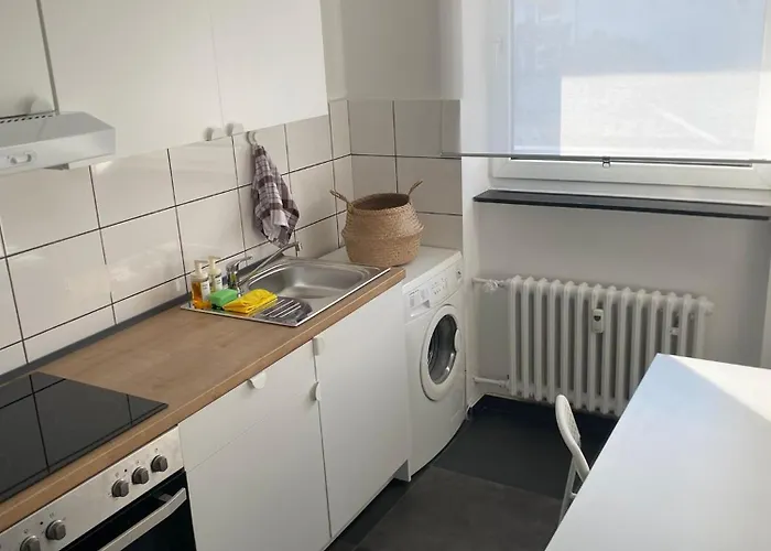 Ruhige Im Kuenstlerviertel Naehe Hbf & Uni Apartman Kassel